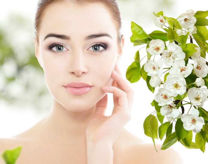 ¿Cómo tengo que cuidar mi piel en primavera?